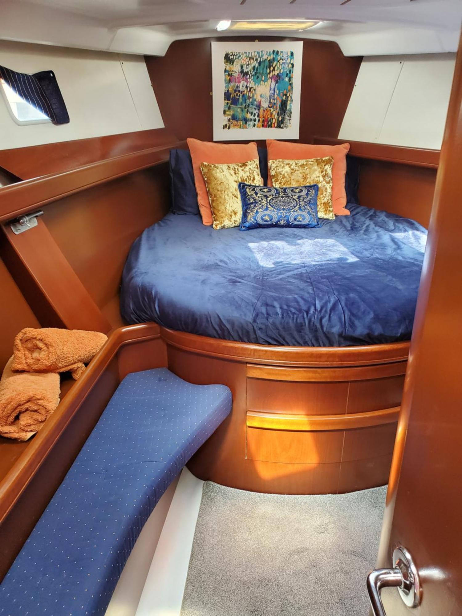 Luxury Yacht Stay "White Dove" Sleeps 6 Гибралтар Экстерьер фото